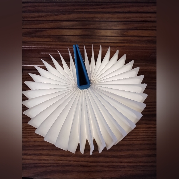 🟢3/$11 LED Creative Book Light - Picture 6 of 10
